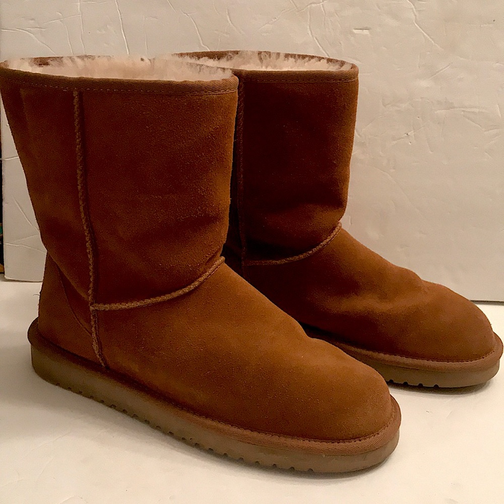 Koolaburra Boots Sz 9